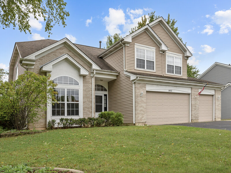 1451 Richmond Lane Algonquin IL 60102