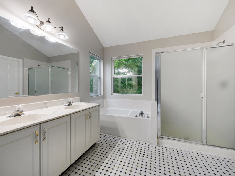 1451 Richmond Lane Algonquin IL 60102