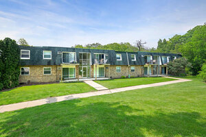 Photo of 10130 S 84th Terrace Palos Hills IL 60465 Unit 11107
