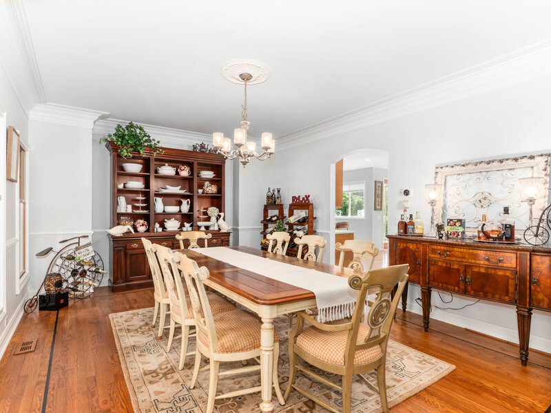 4135 River Ridge Drive St. Charles IL 60175