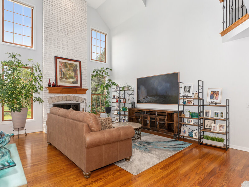 4135 River Ridge Drive St. Charles IL 60175