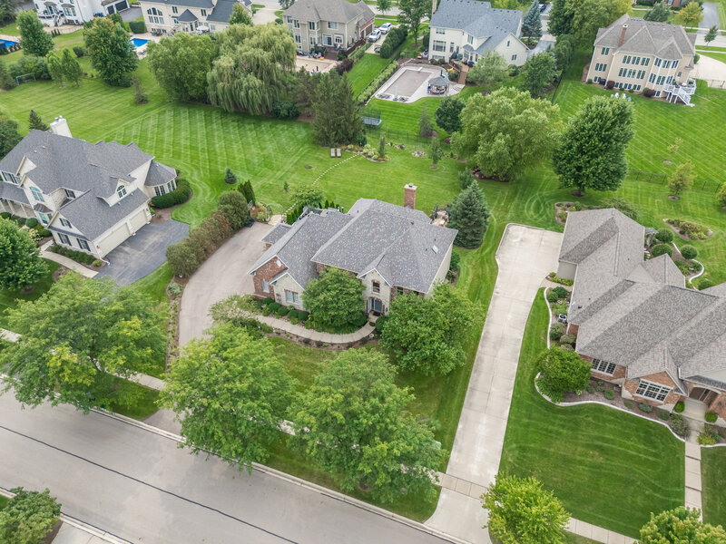 4135 River Ridge Drive St. Charles IL 60175