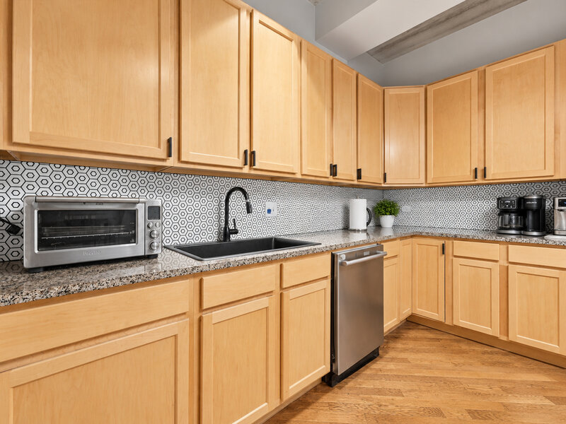 3260 N Clark Street Chicago IL 60657