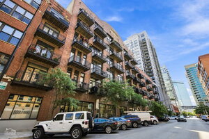 Photo of 375 W Erie Street Chicago IL 60654 Unit 221
