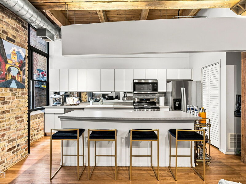 375 W Erie Street Chicago IL 60654