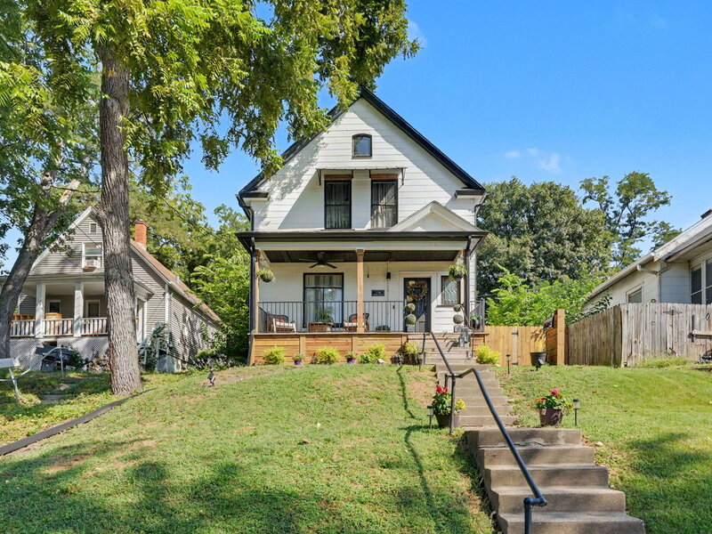 1718 W 9th Street Davenport IA 52804