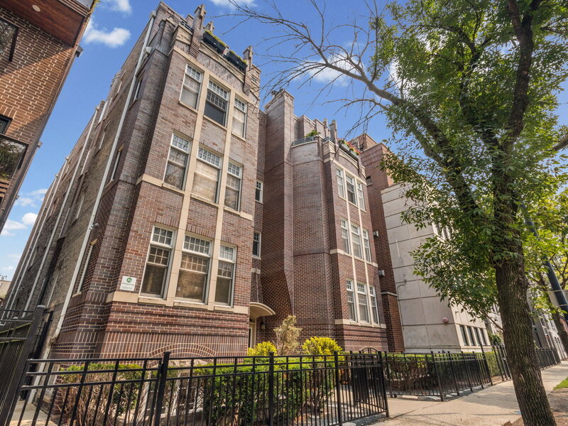 3835 N Ashland Avenue Chicago IL 60613