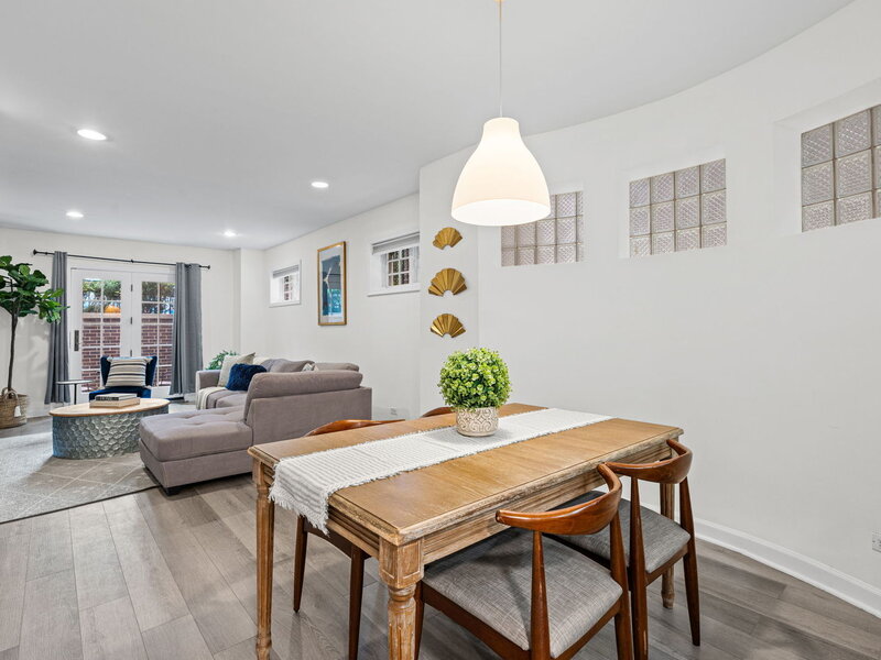 3835 N Ashland Avenue Chicago IL 60613