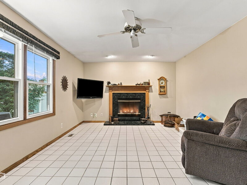 763 Concord Drive Crystal Lake IL 60014