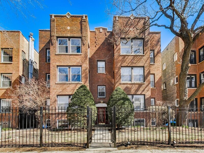 4411 N Beacon Street Chicago IL 60640