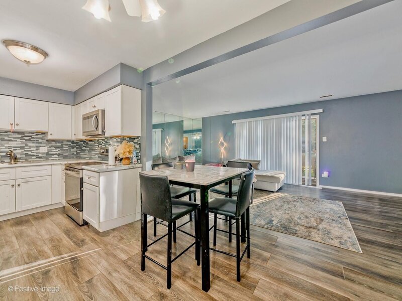 627 N Carroll Parkway Glenwood IL 60425