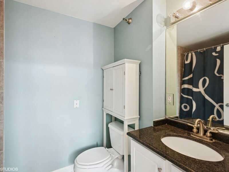 8 W Monroe Street Chicago IL 60603