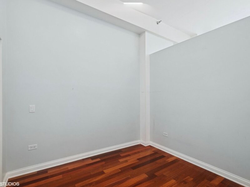 8 W Monroe Street Chicago IL 60603