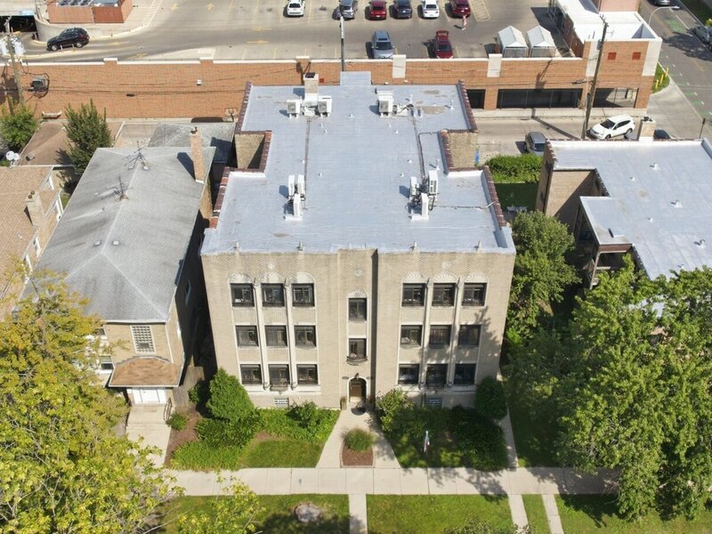 6211 N Mozart Street Chicago IL 60659