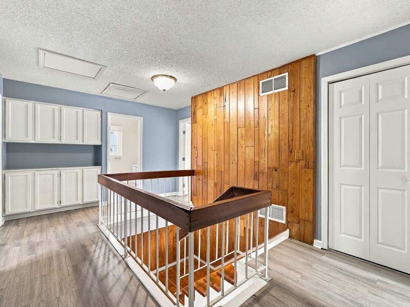 1650 Beverly Court Hanover Park IL 60133