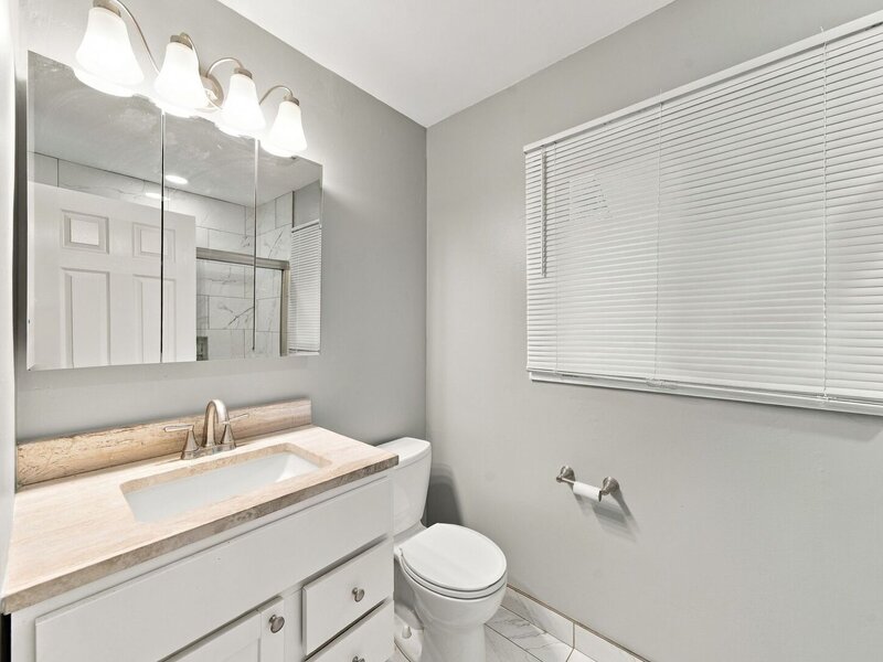 1650 Beverly Court Hanover Park IL 60133