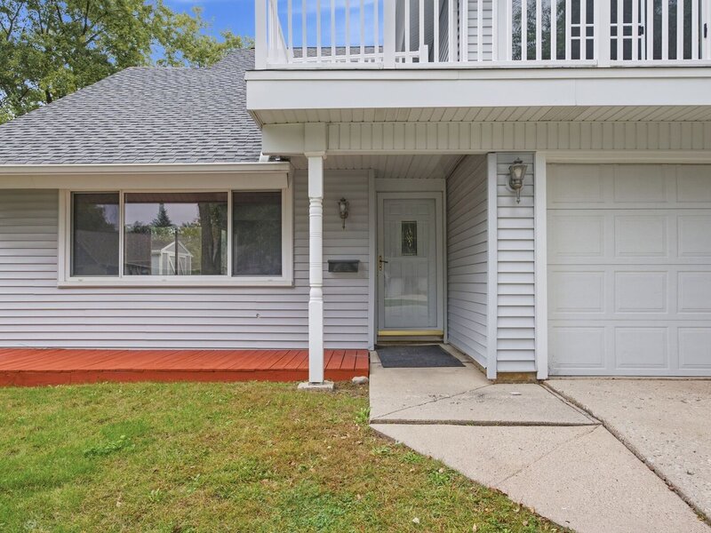 1650 Beverly Court Hanover Park IL 60133