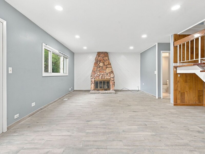 1650 Beverly Court Hanover Park IL 60133