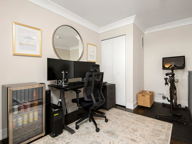 2147 N Southport Avenue Chicago IL 60614