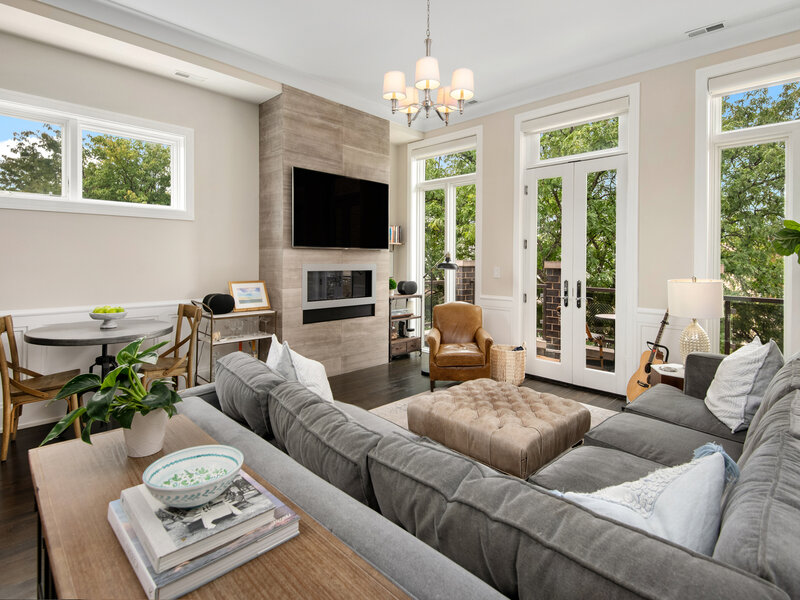 2147 N Southport Avenue Chicago IL 60614