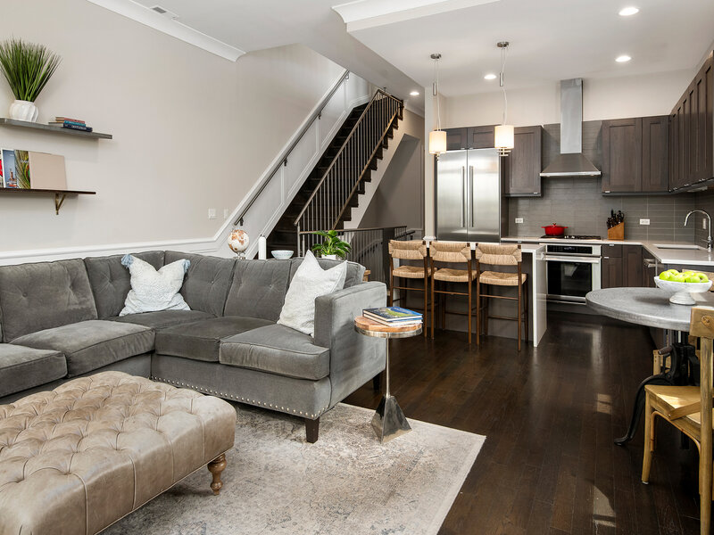2147 N Southport Avenue Chicago IL 60614