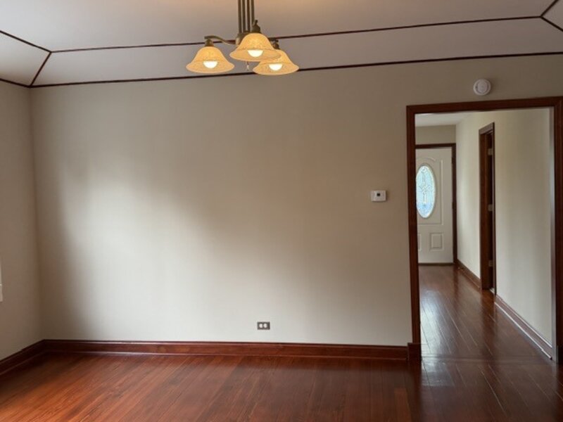 414 W Park Avenue Round Lake IL 60073