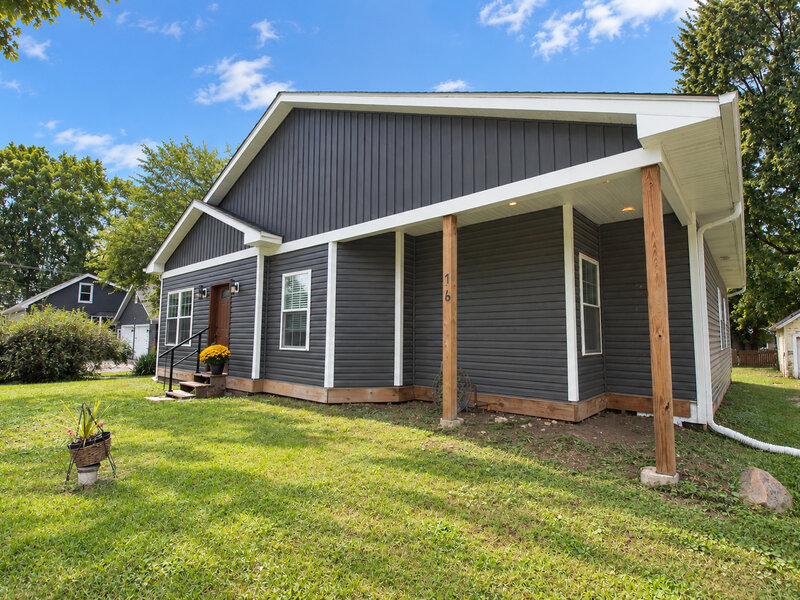 16 Grove Street Bristol IL 60512