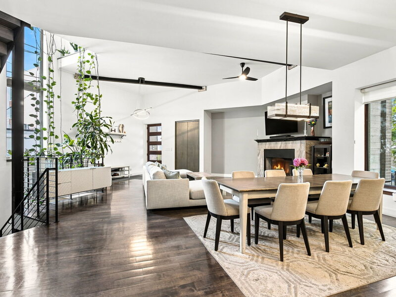 2029 W George Street Chicago IL 60618