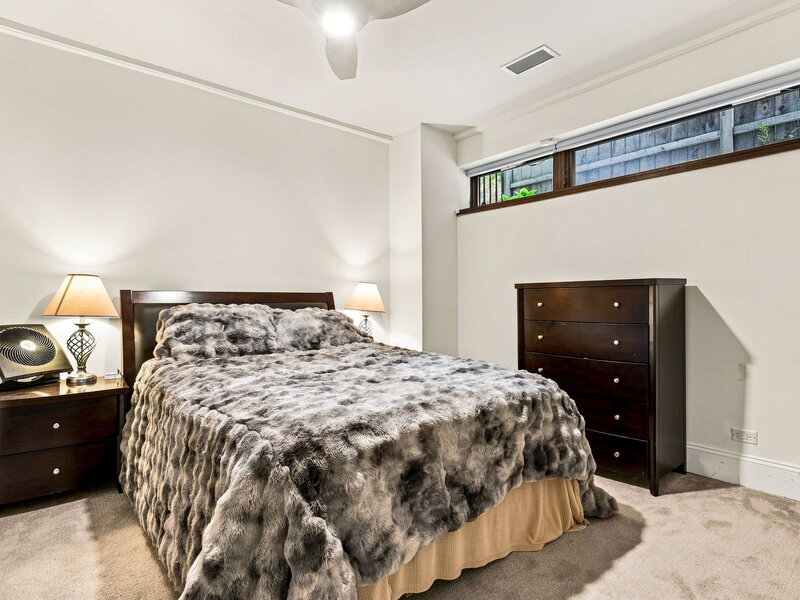 2029 W George Street Chicago IL 60618
