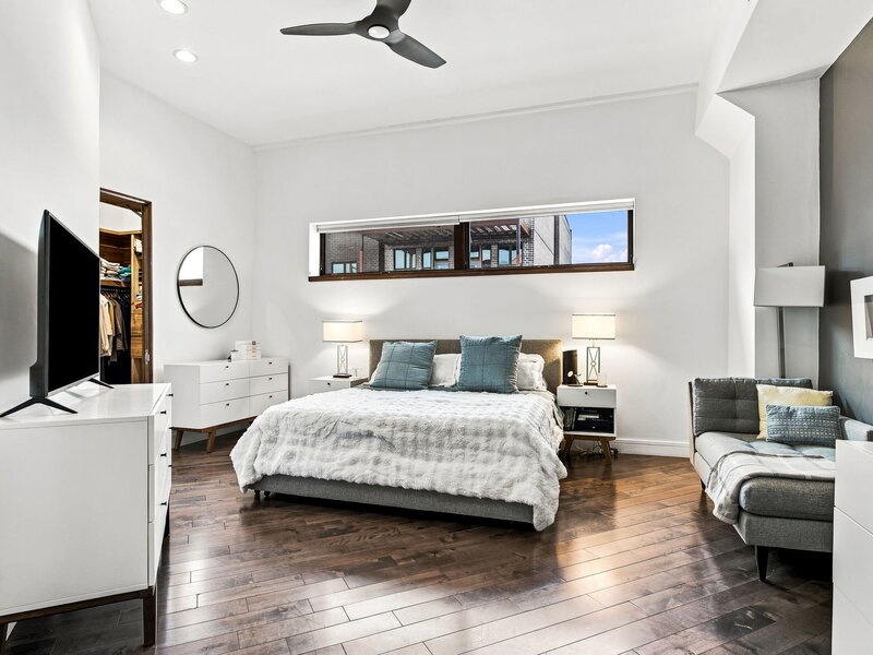 2029 W George Street Chicago IL 60618