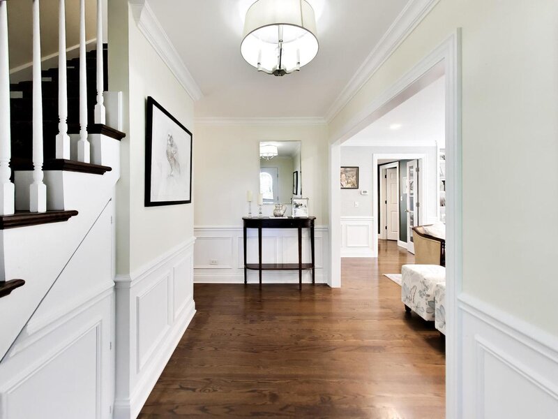 833 E Rockland Road Libertyville IL 60048