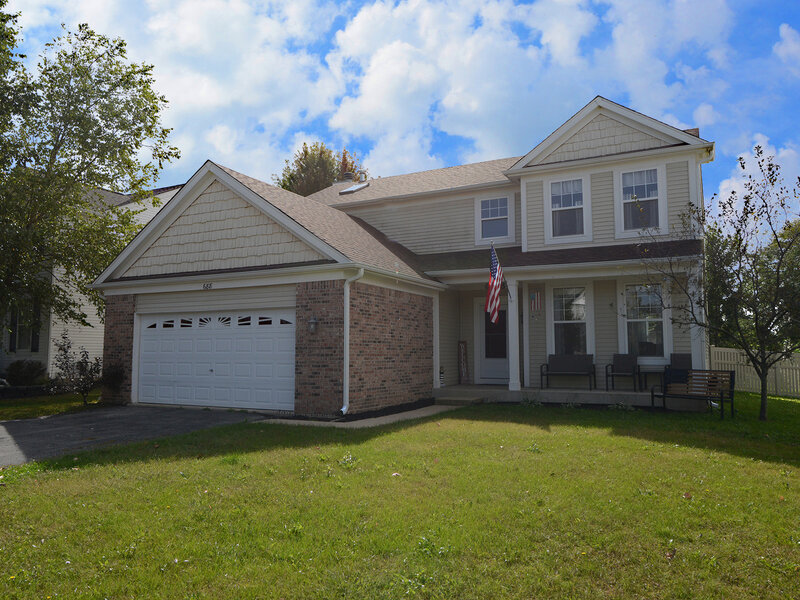 688 Stewart Avenue North Aurora IL 60542