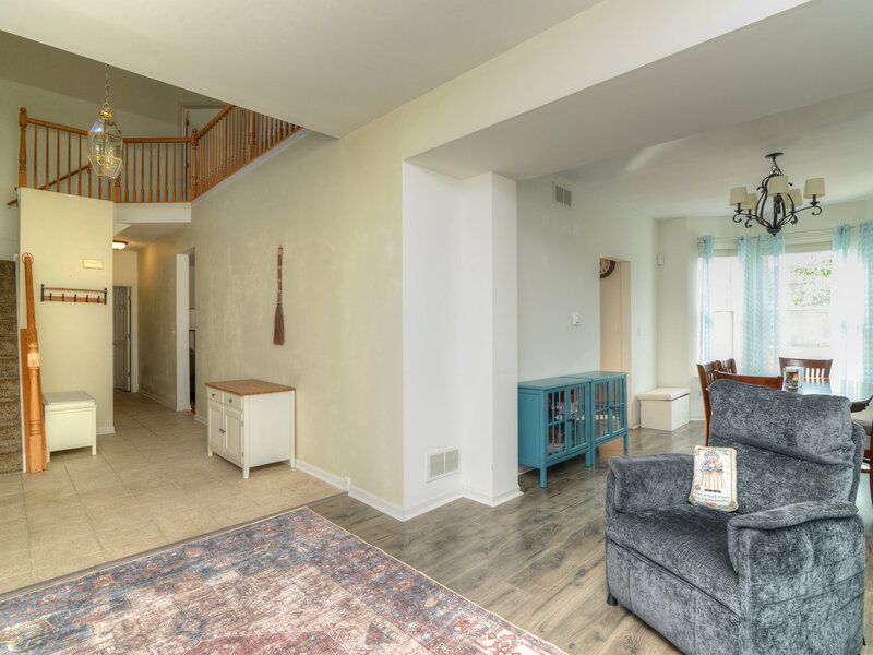 688 Stewart Avenue North Aurora IL 60542