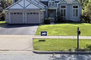 Photo of 5 S Royal Oak Drive Vernon Hills IL 60061