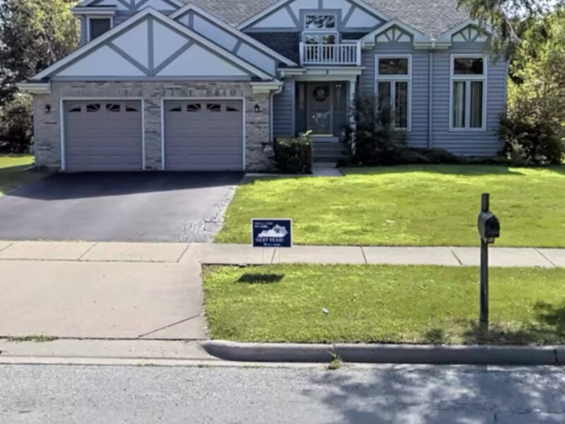 5 S Royal Oak Drive Vernon Hills IL 60061