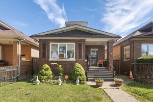 Photo of 1533 N Waller Avenue Chicago IL 60651