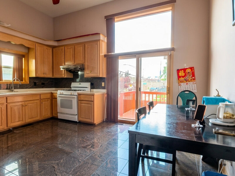 2805 S Stewart Avenue Chicago IL 60616