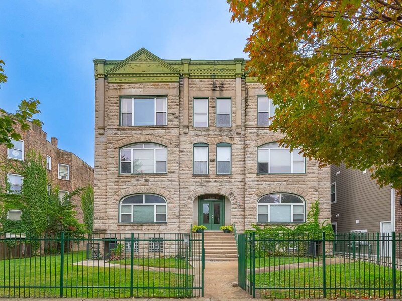 6126 S University Avenue Chicago IL 60637