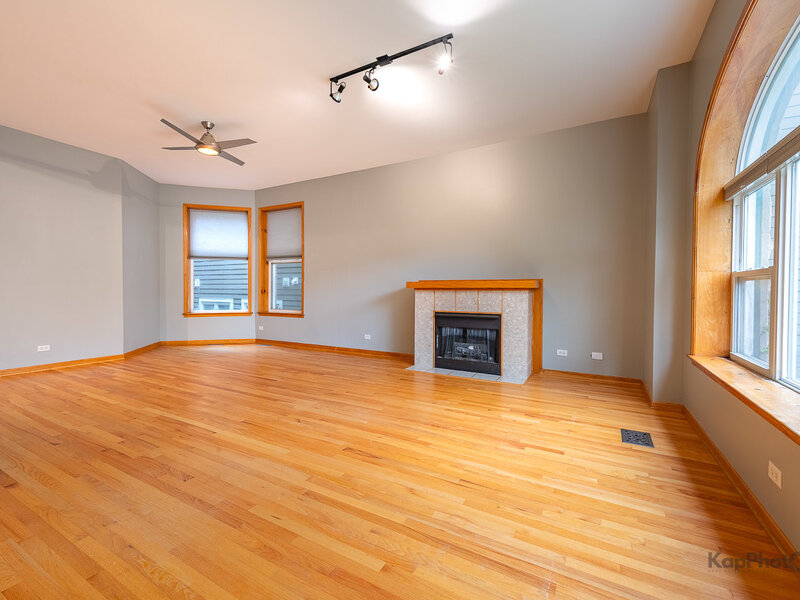 6126 S University Avenue Chicago IL 60637
