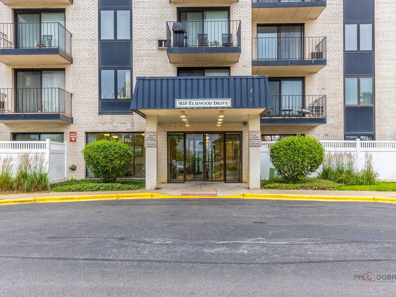 9118 W Elmwood Drive Niles IL 60714