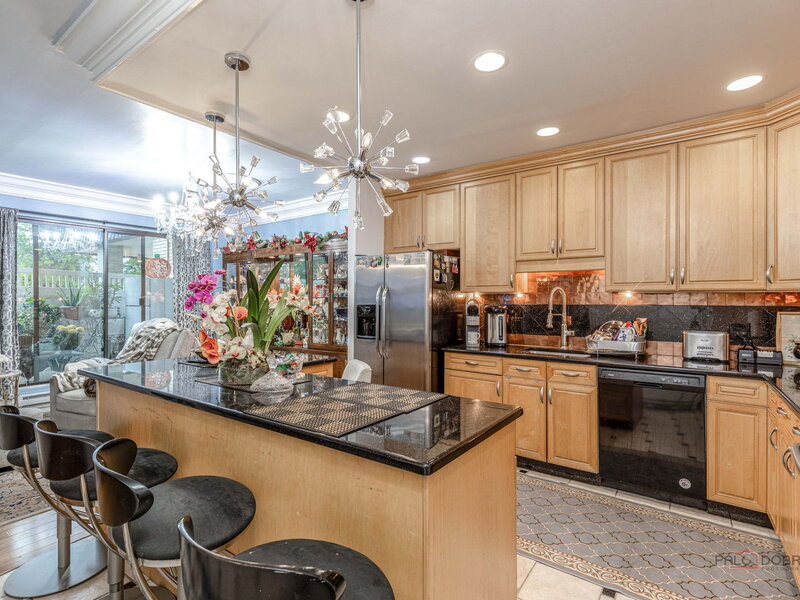 9118 W Elmwood Drive Niles IL 60714