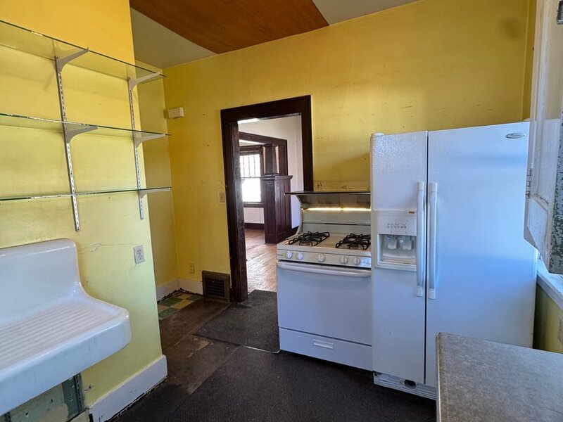 918 W Locust Street Davenport IA 52804
