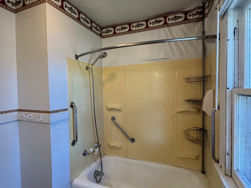 918 W Locust Street Davenport IA 52804
