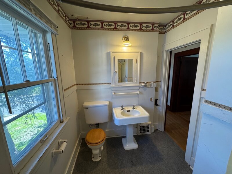 918 W Locust Street Davenport IA 52804
