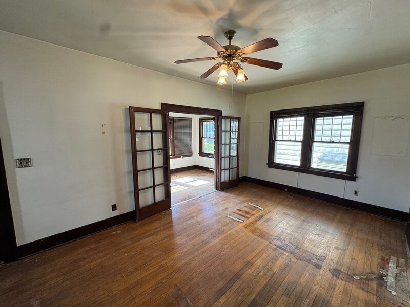 918 W Locust Street Davenport IA 52804