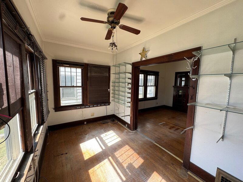 918 W Locust Street Davenport IA 52804