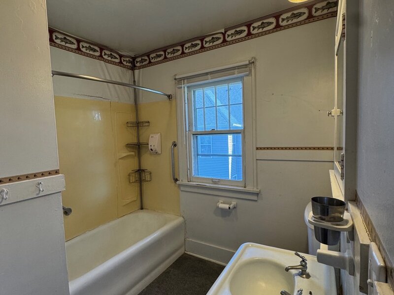 918 W Locust Street Davenport IA 52804