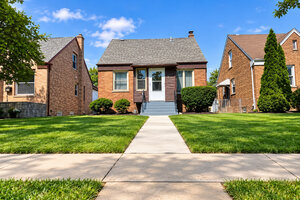 Photo of 11346 S Avenue G Street Chicago IL 60617