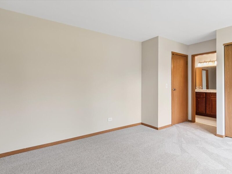 1440 Carleton Avenue Naperville IL 60565