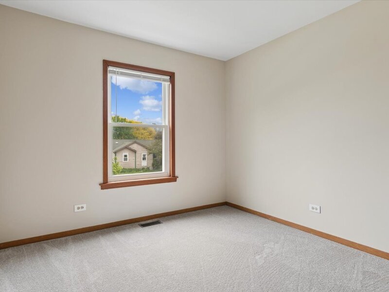 1440 Carleton Avenue Naperville IL 60565